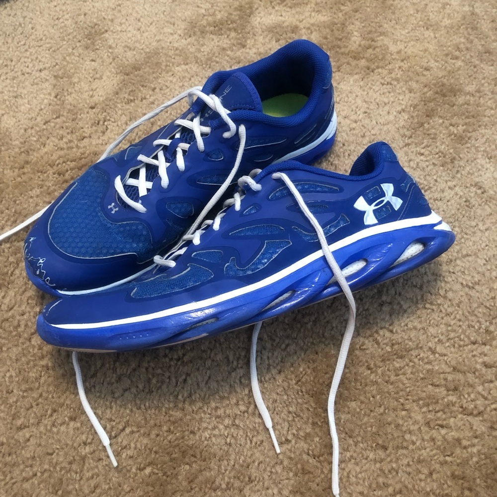 Under Armour Spine sneakers